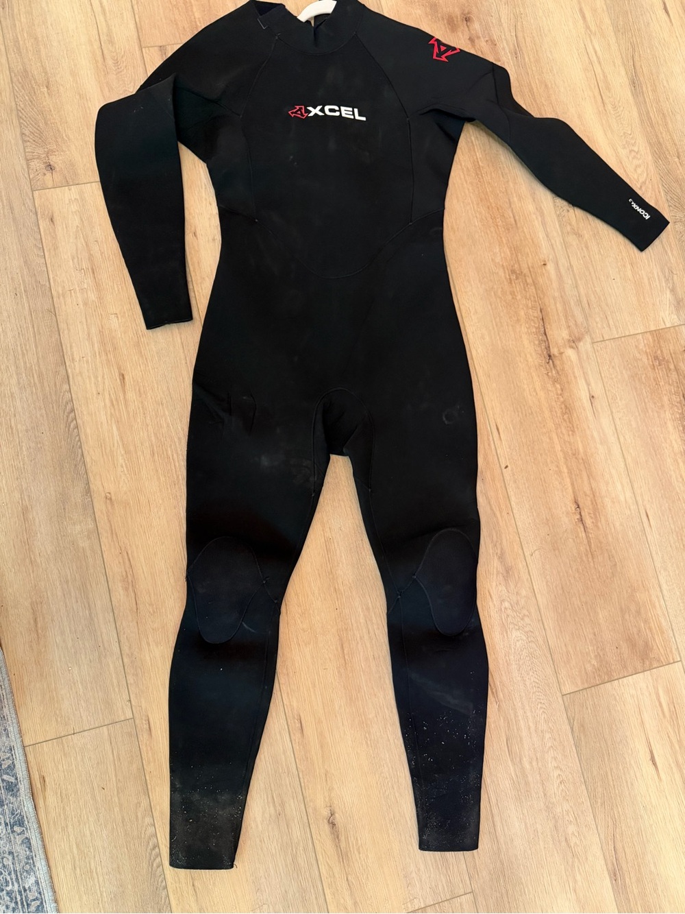 XCEL Full Body Black Neoprene Wetsuit with Red Logo Mens XL